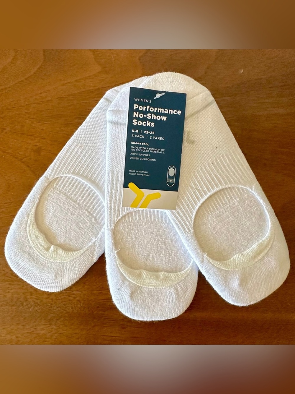 Old Navy | Women's White Performance No-Show Socks (3 Pack)